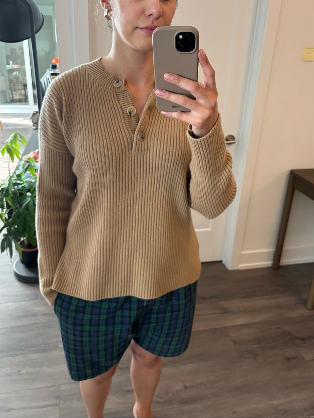 Club Monaco Camel Ribbed Crewneck Sweater